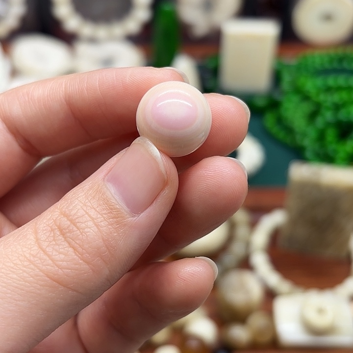 昌***陶瓷16多宝冰粉玉化料一颗