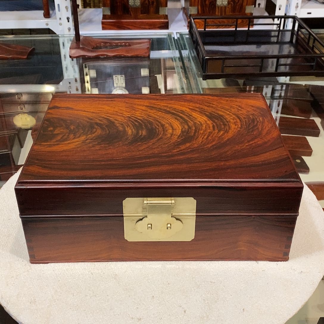微凹黄檀（南美大红酸枝）独板收纳箱33/24/12