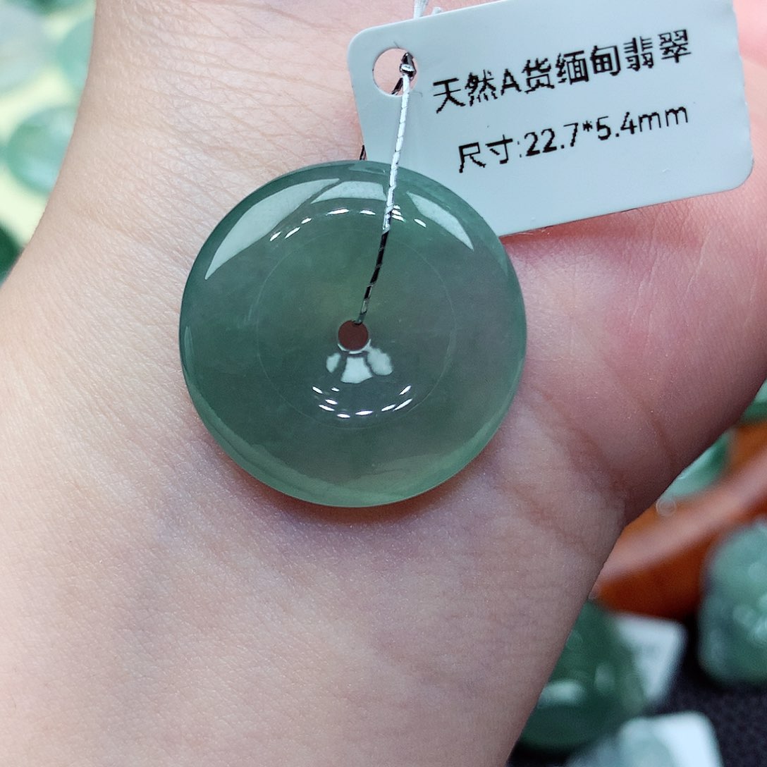 翡翠未镶嵌颈饰平安扣9