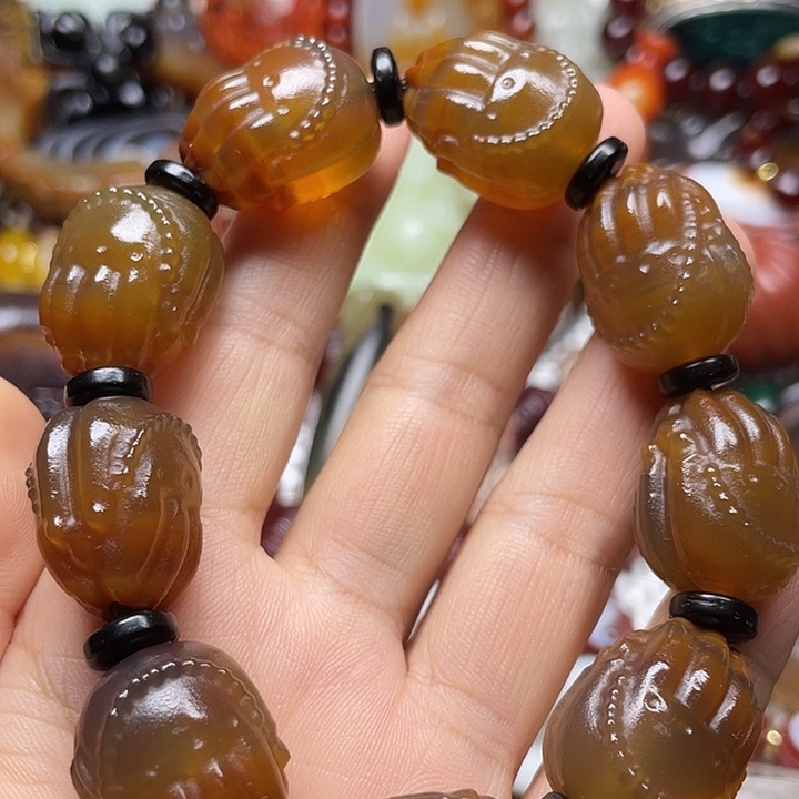 未镶嵌颈饰玛瑙/玉髓
