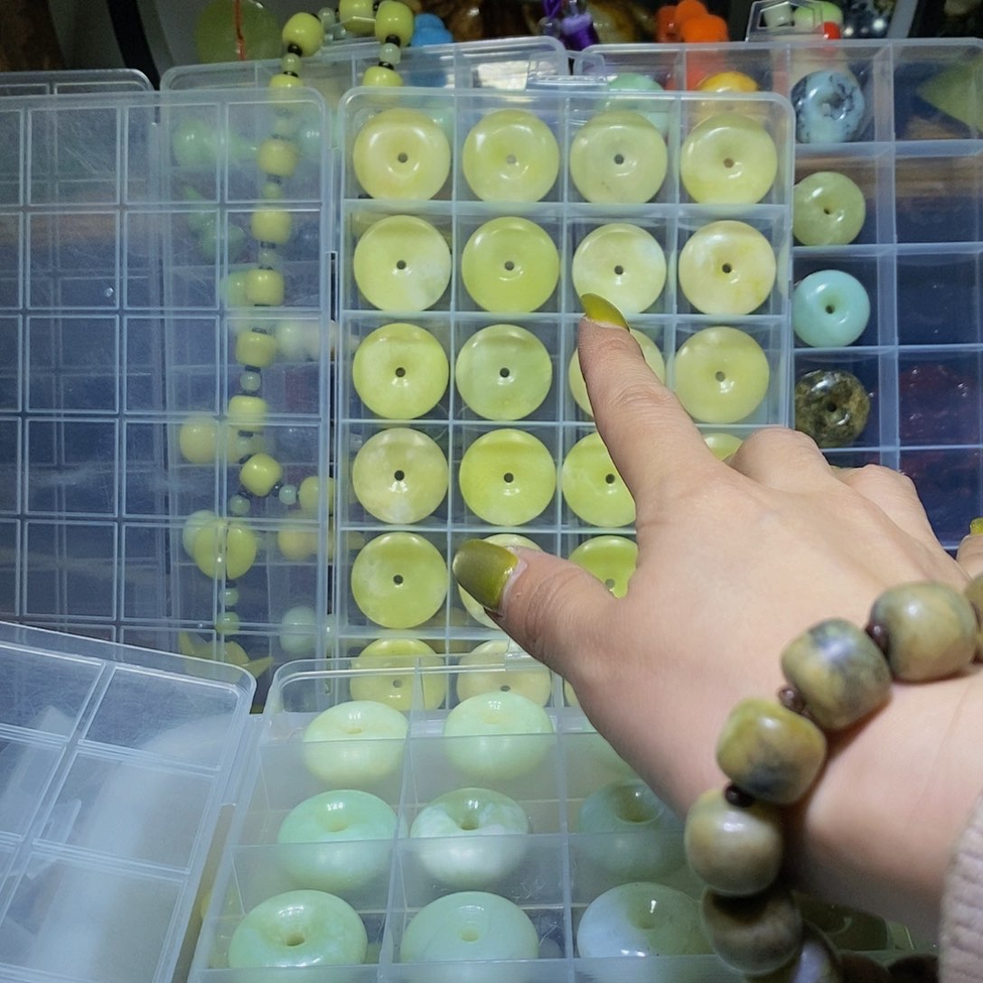 蛇纹石玉其他未镶嵌246