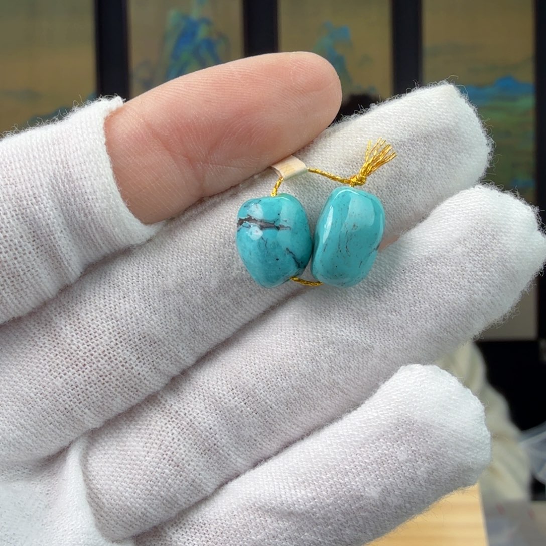 绿松石未镶嵌珠宝奇石