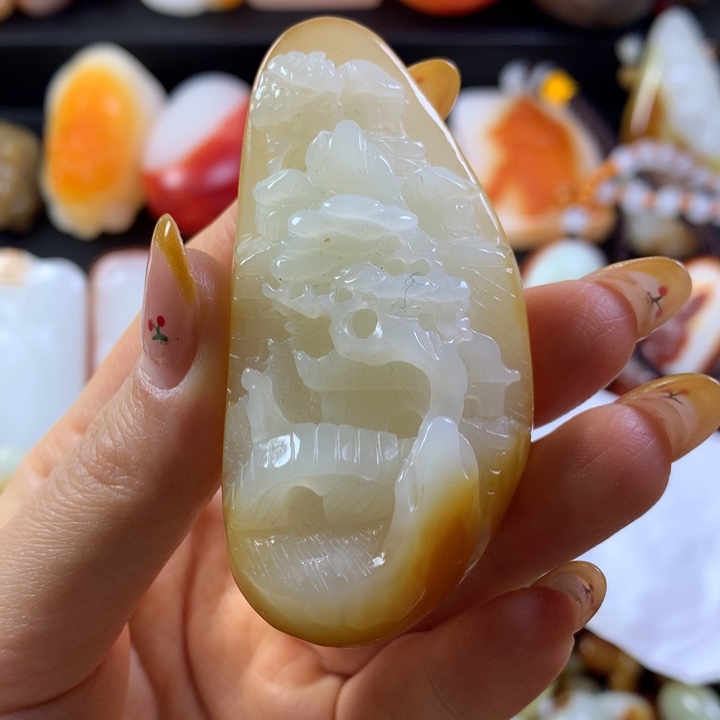 和田玉未镶嵌颈饰