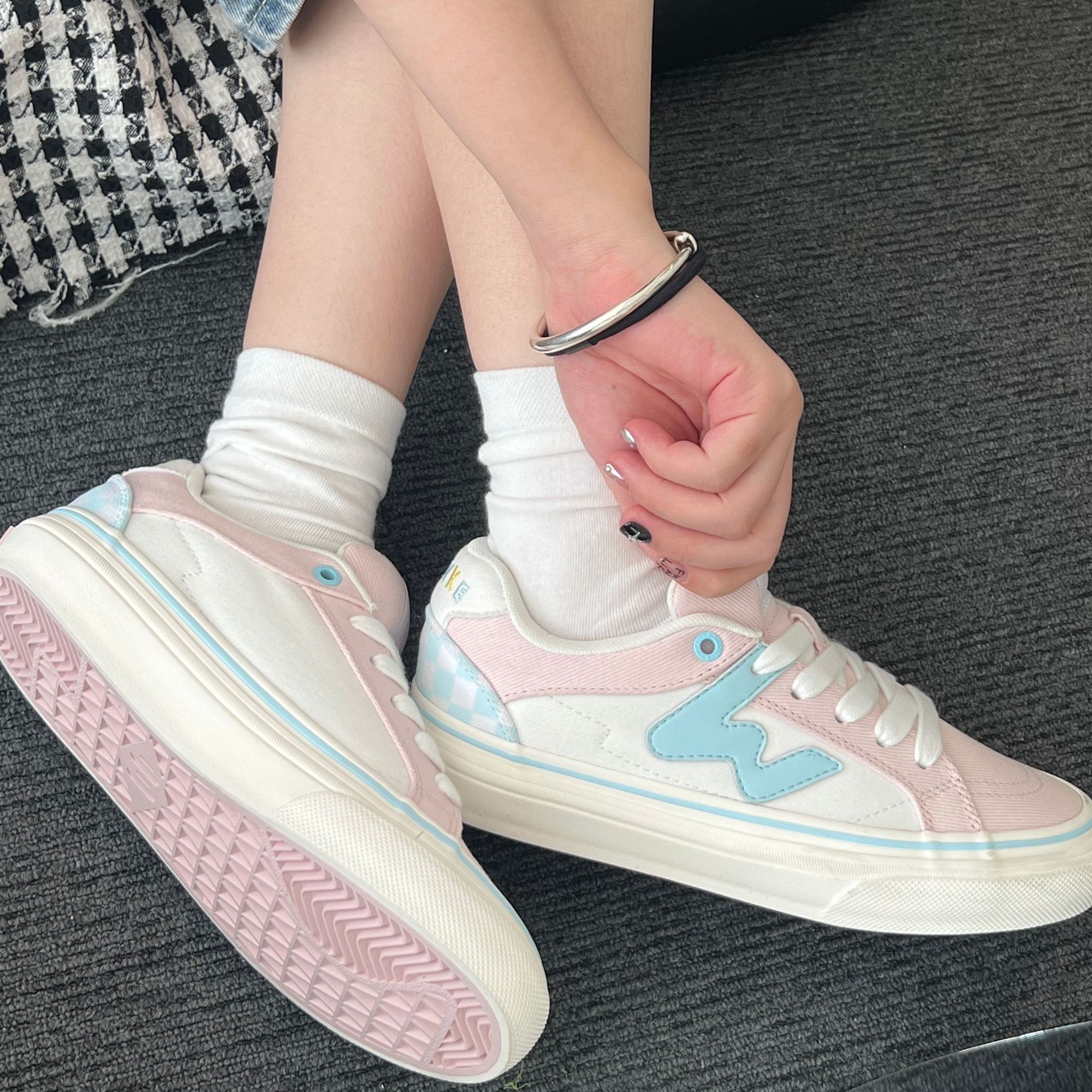 顽刻ollieskate荔枝可可白粉蓝拼色夏季好洗帆布拼接低帮男女板鞋