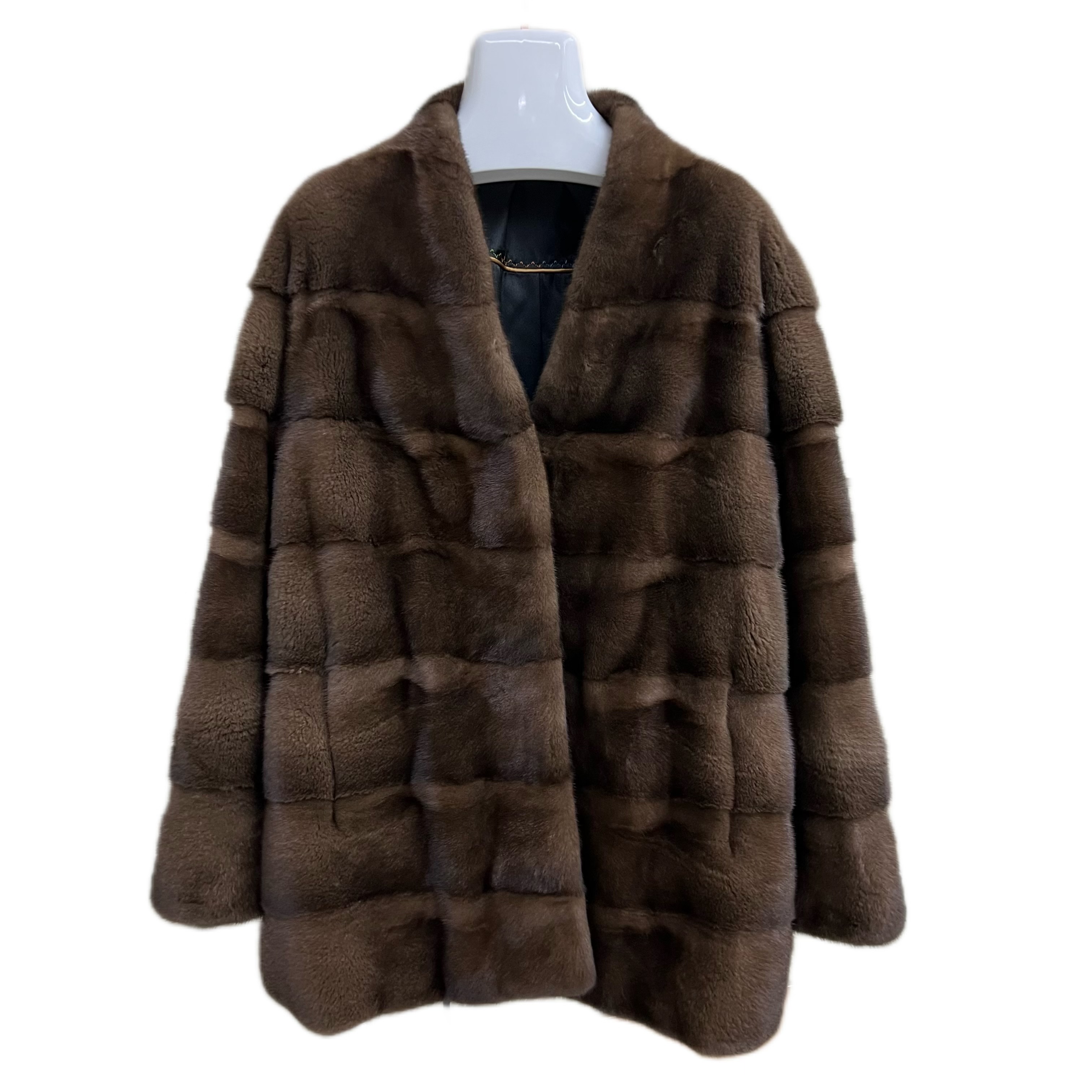 荣之马哈根咖啡色天鹅绒V领皮草冬季女士时尚轻奢女款貂皮中衣