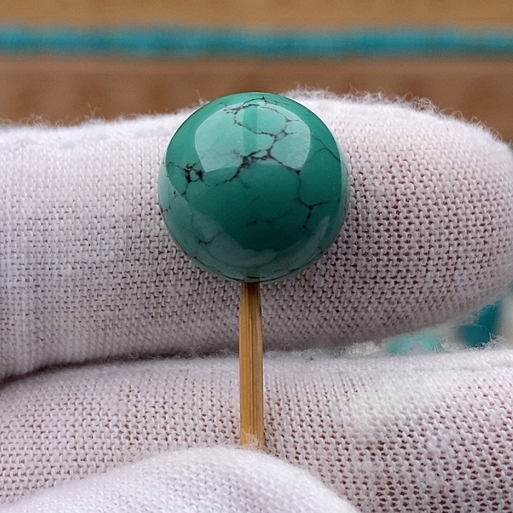 绿松石未镶嵌珠宝奇石14