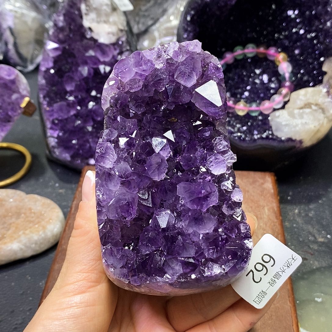 水晶大型摆件（非配饰）未镶嵌