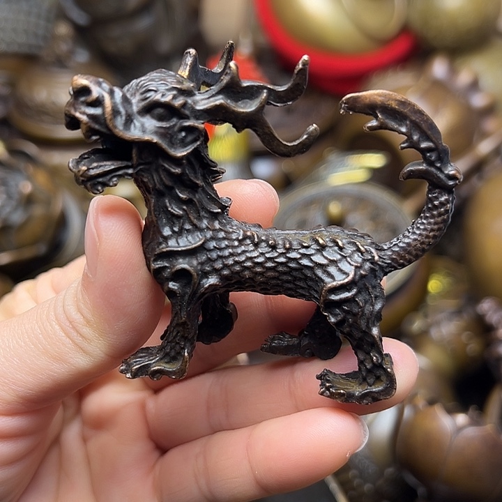 铜器摆件老王直播间