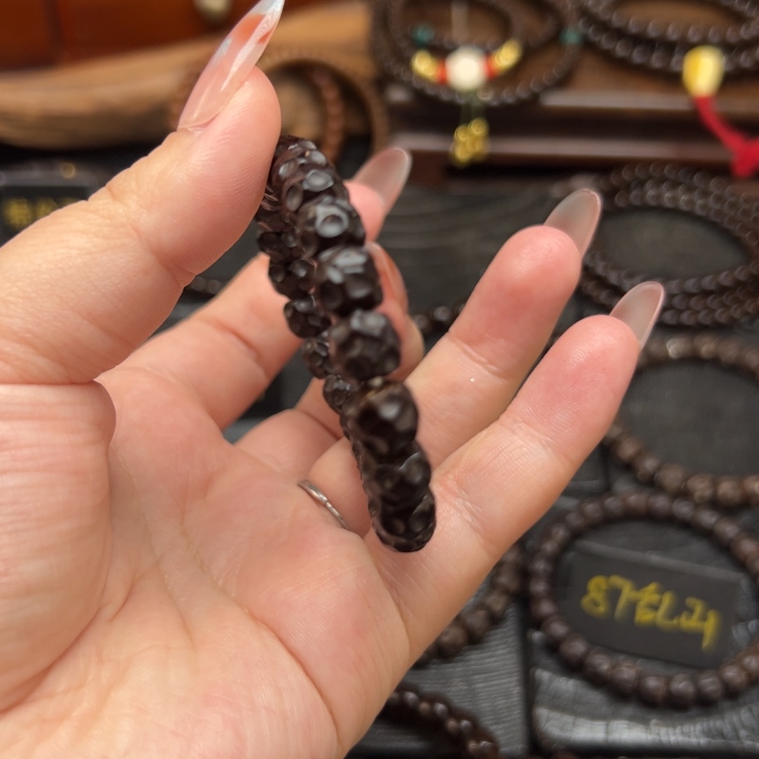 腥***羊手串椰蒂98无相单圈