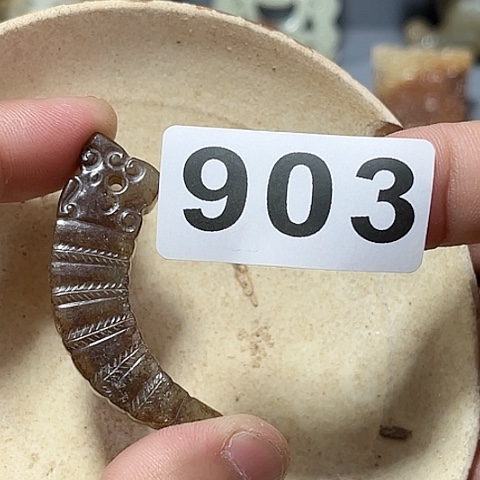 摆件瓷器制作过程是根据不同种类及形状