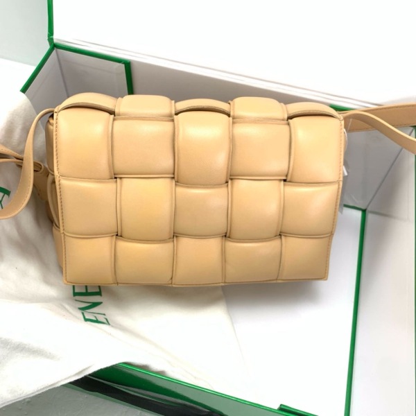 95新/包包/葆蝶家/250213LL0042