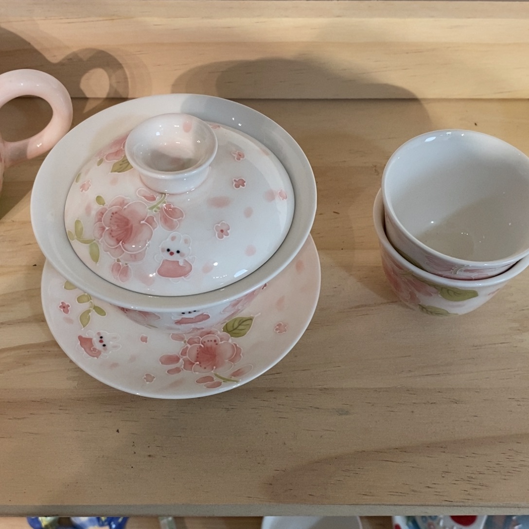 瓷片O****e桃花兔子盖碗福利