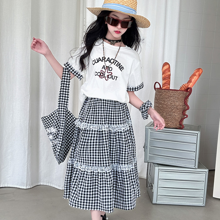 新夏季女孩学生连衣裙格子半身裙体血衫套装时髦休闲轻薄凉爽透气
