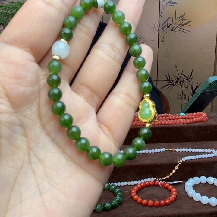 和田玉颈饰未镶嵌