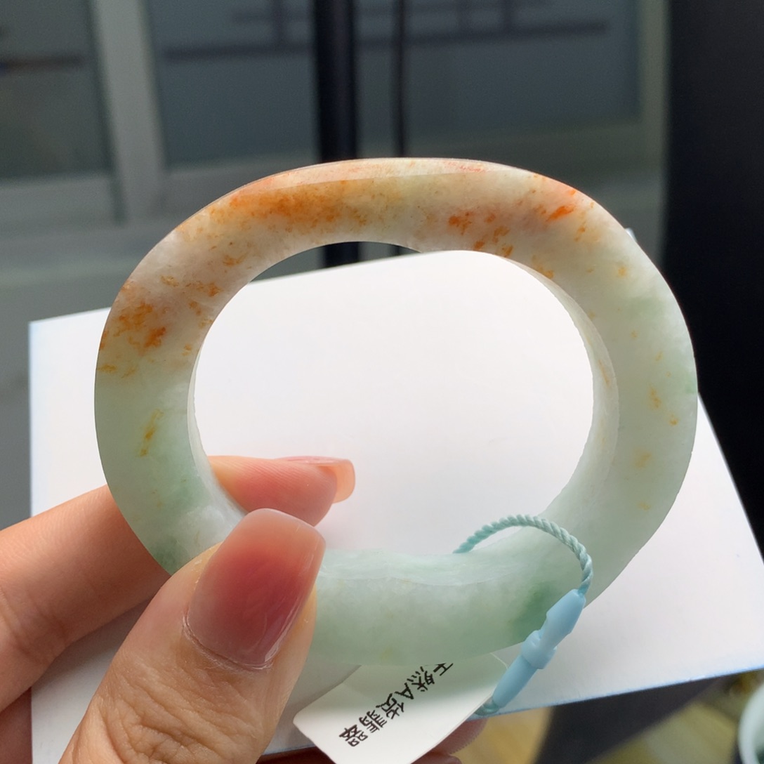 定制翡翠手镯未镶嵌