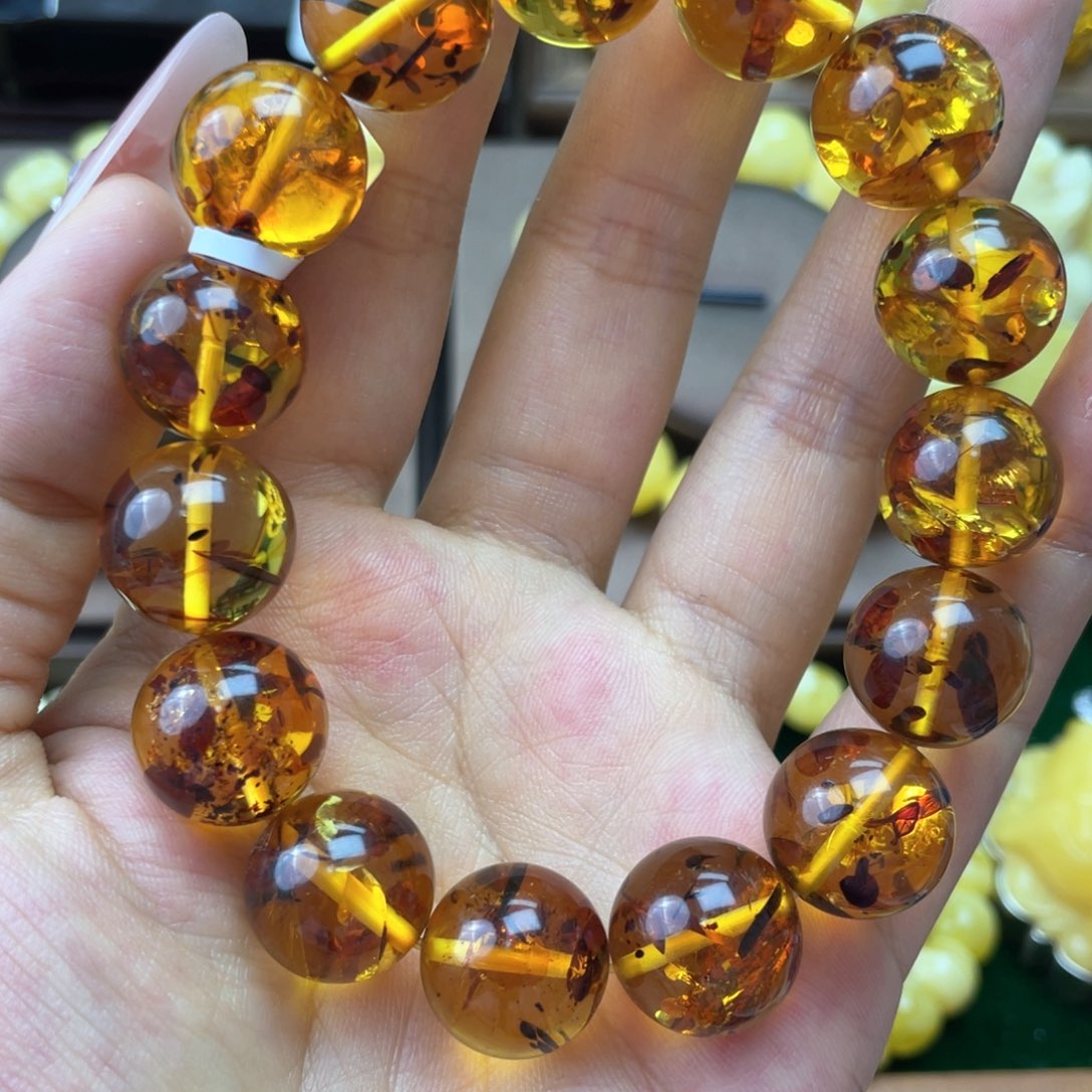 琥珀珠宝奇石未镶嵌