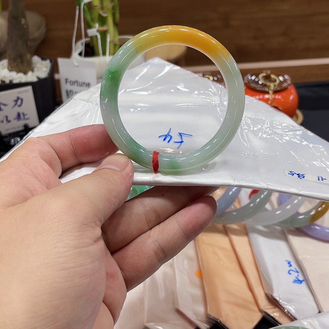 翡翠未镶嵌手镯天然缅甸Ａ货翡翠手镯