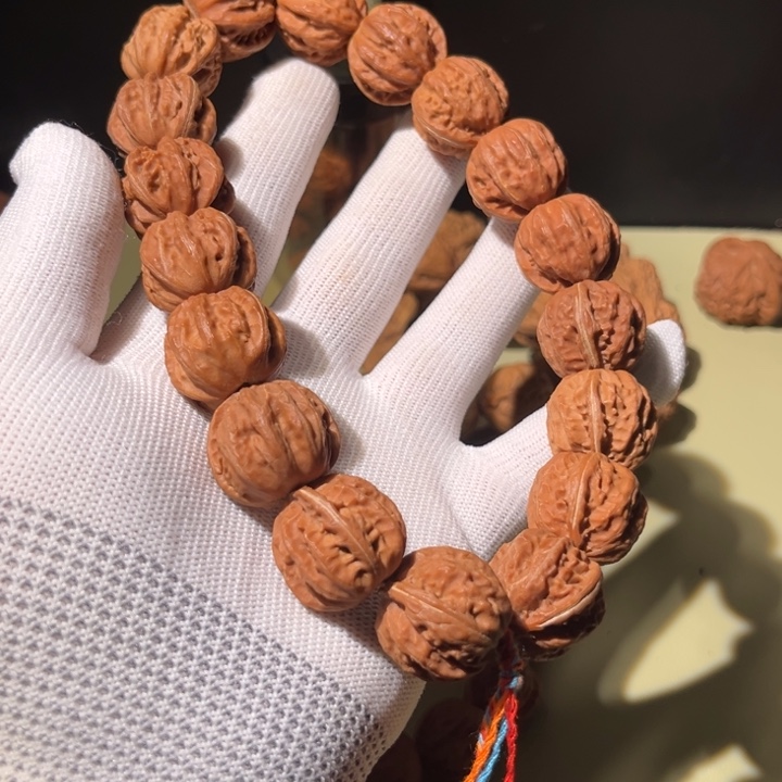 青***茂文玩核桃手串…………