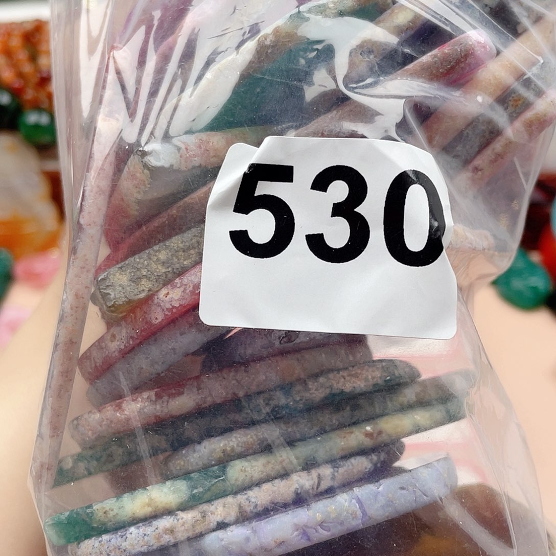 合金颈饰玛瑙/玉髓做****人