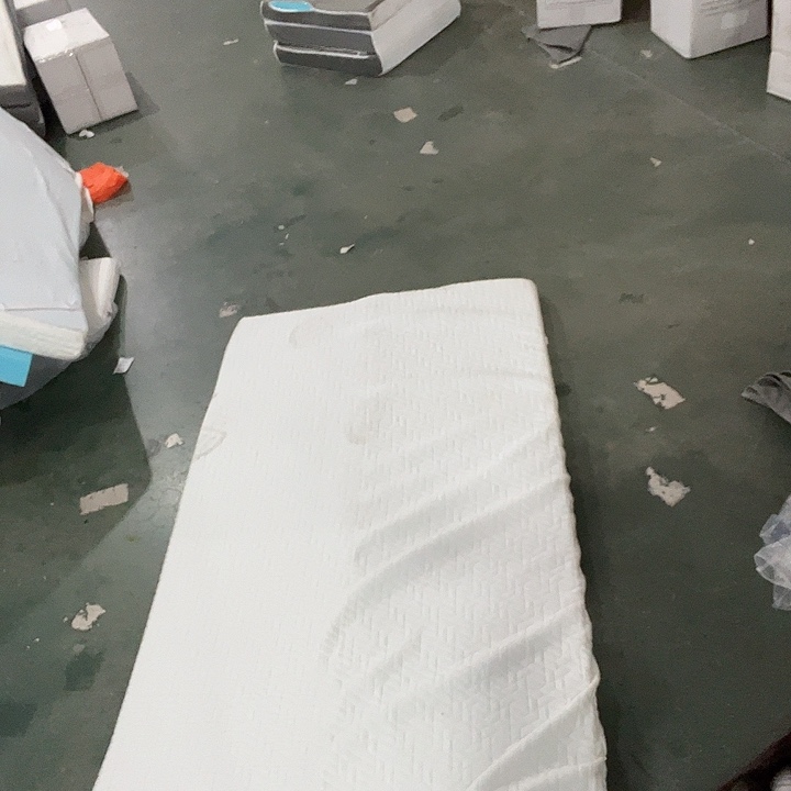 记忆棉床垫约90*200*7
