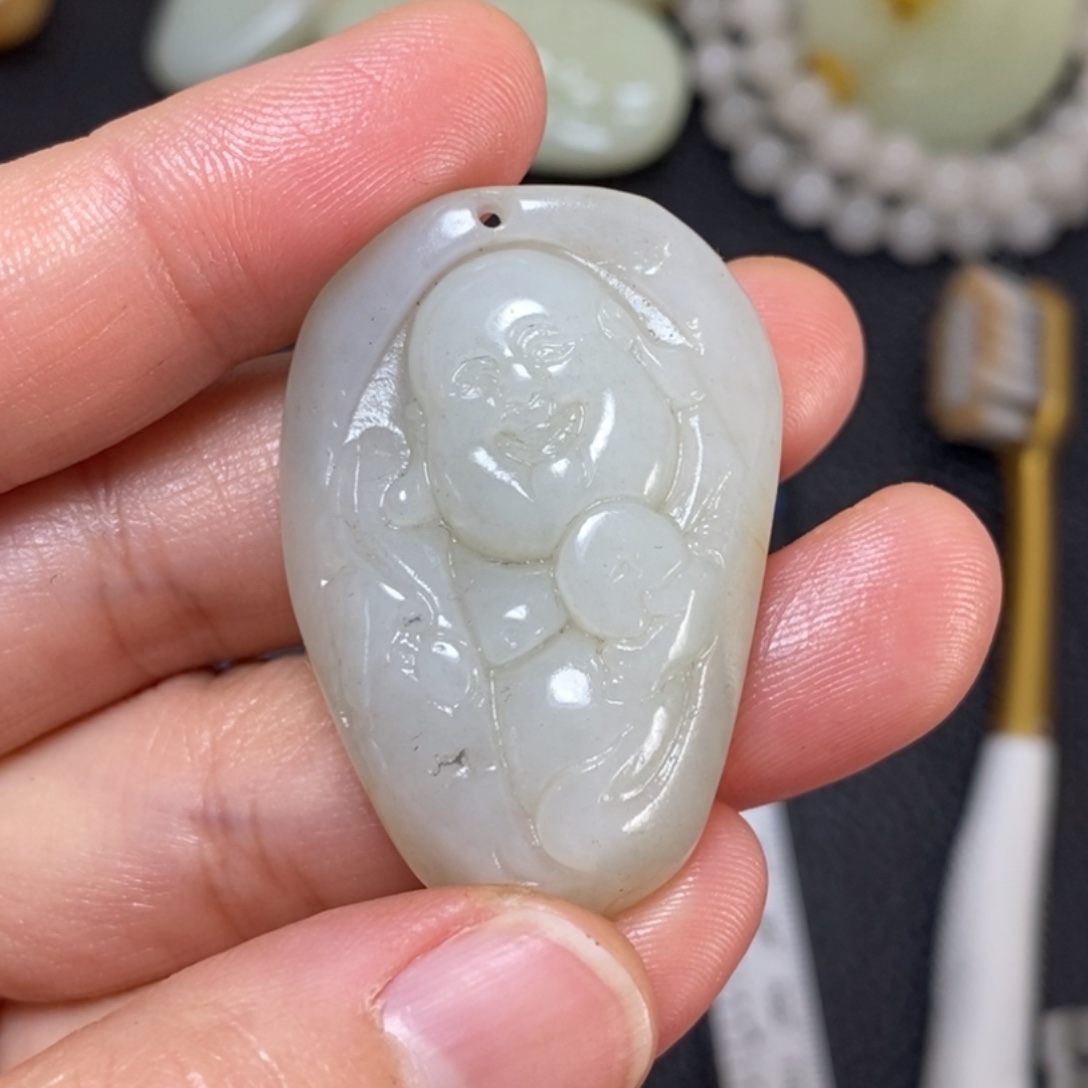 和田玉未镶嵌颈饰