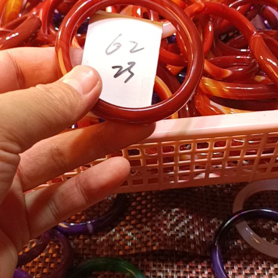 玛瑙/玉髓未镶嵌手镯