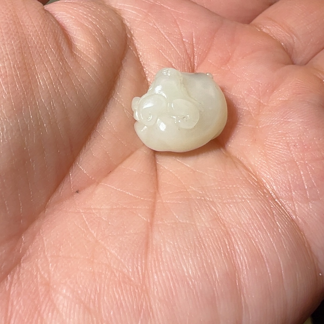 E****和田玉未镶嵌挂件