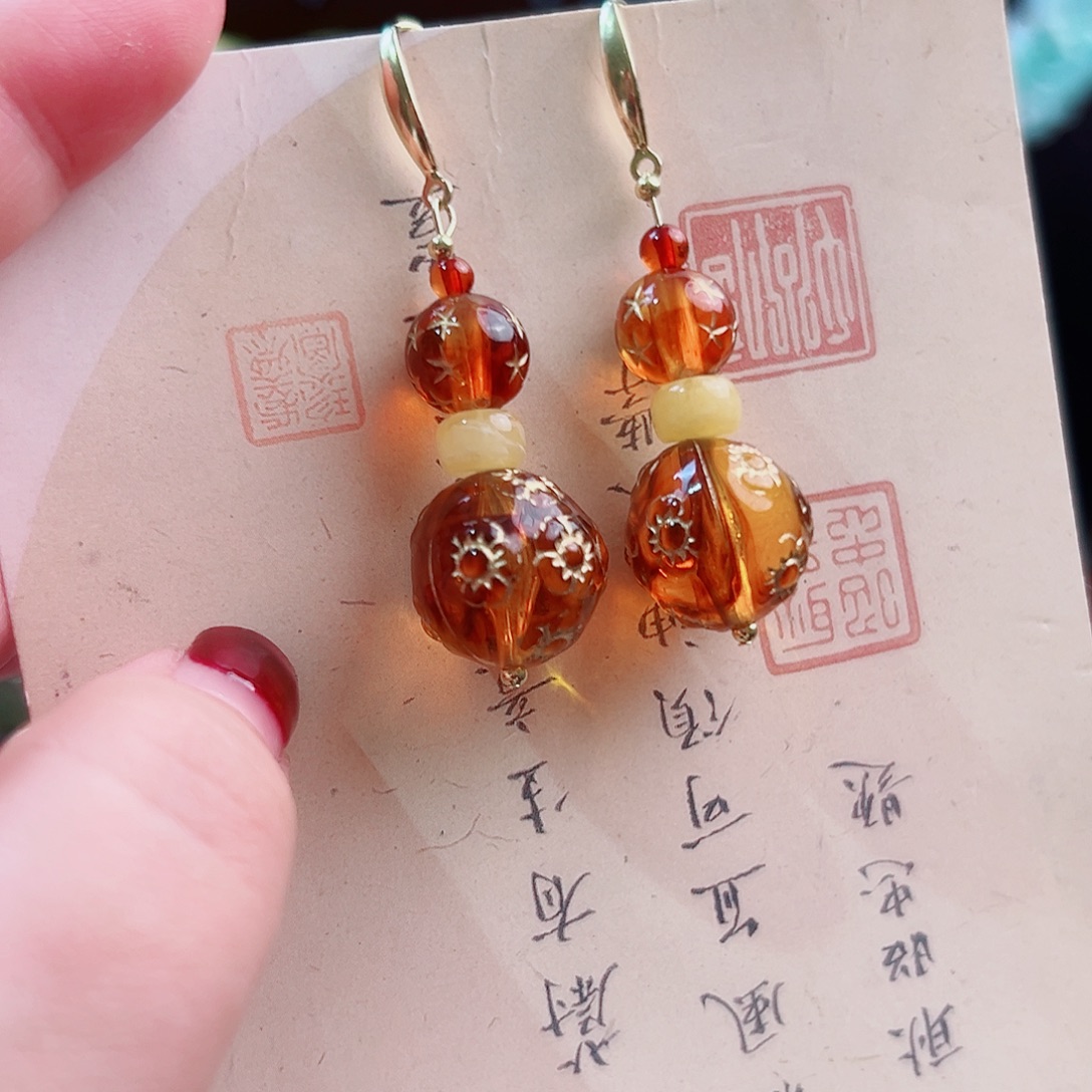 未镶嵌琥珀挂件耳环