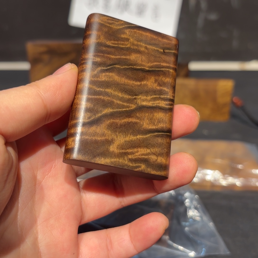 不***吧金丝楠木无事牌一个