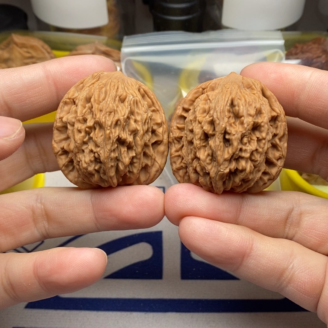 核桃把件四一麦穗虎头