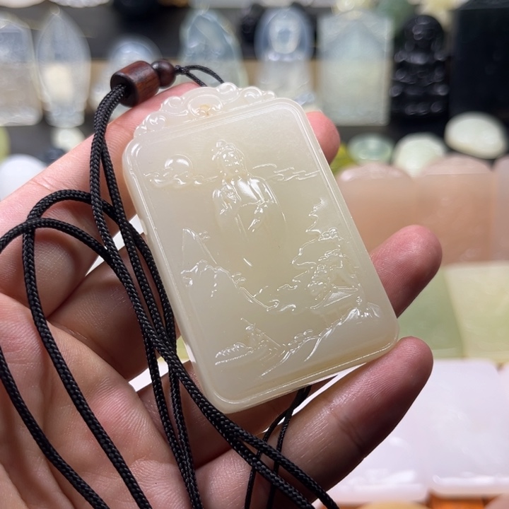 和田玉未镶嵌颈饰