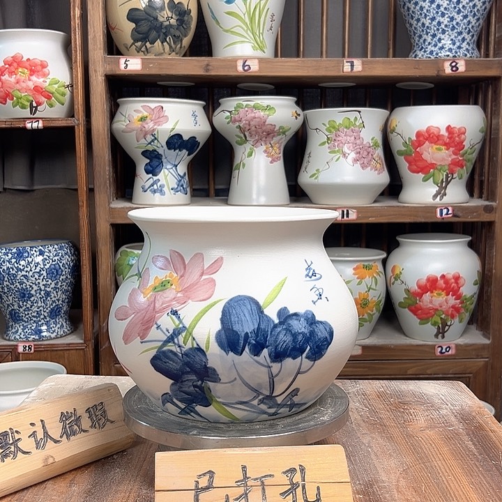 摆件钱袋子青花荷花款新款陶瓷