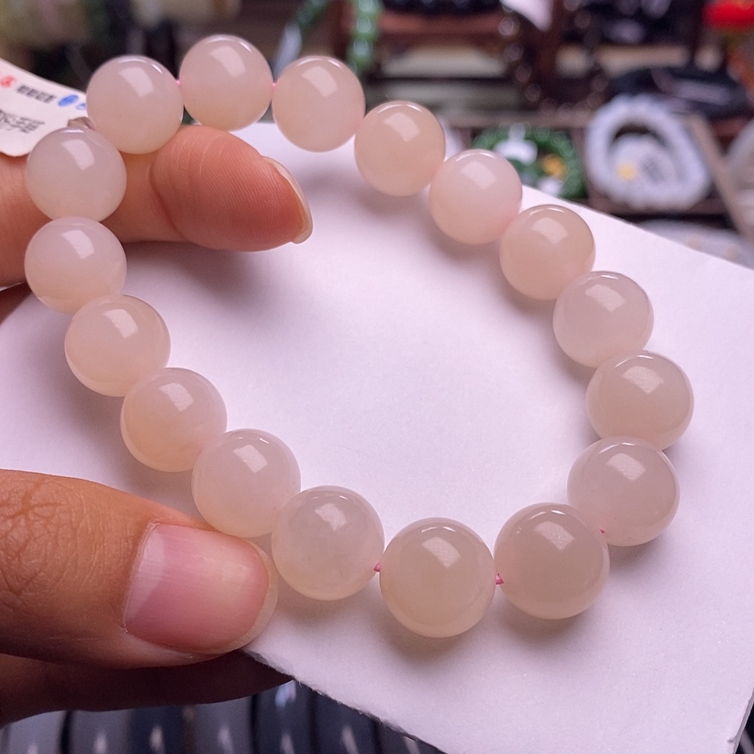 颈饰未镶嵌和田玉毕业级老坑料浓红粉手链12.3m