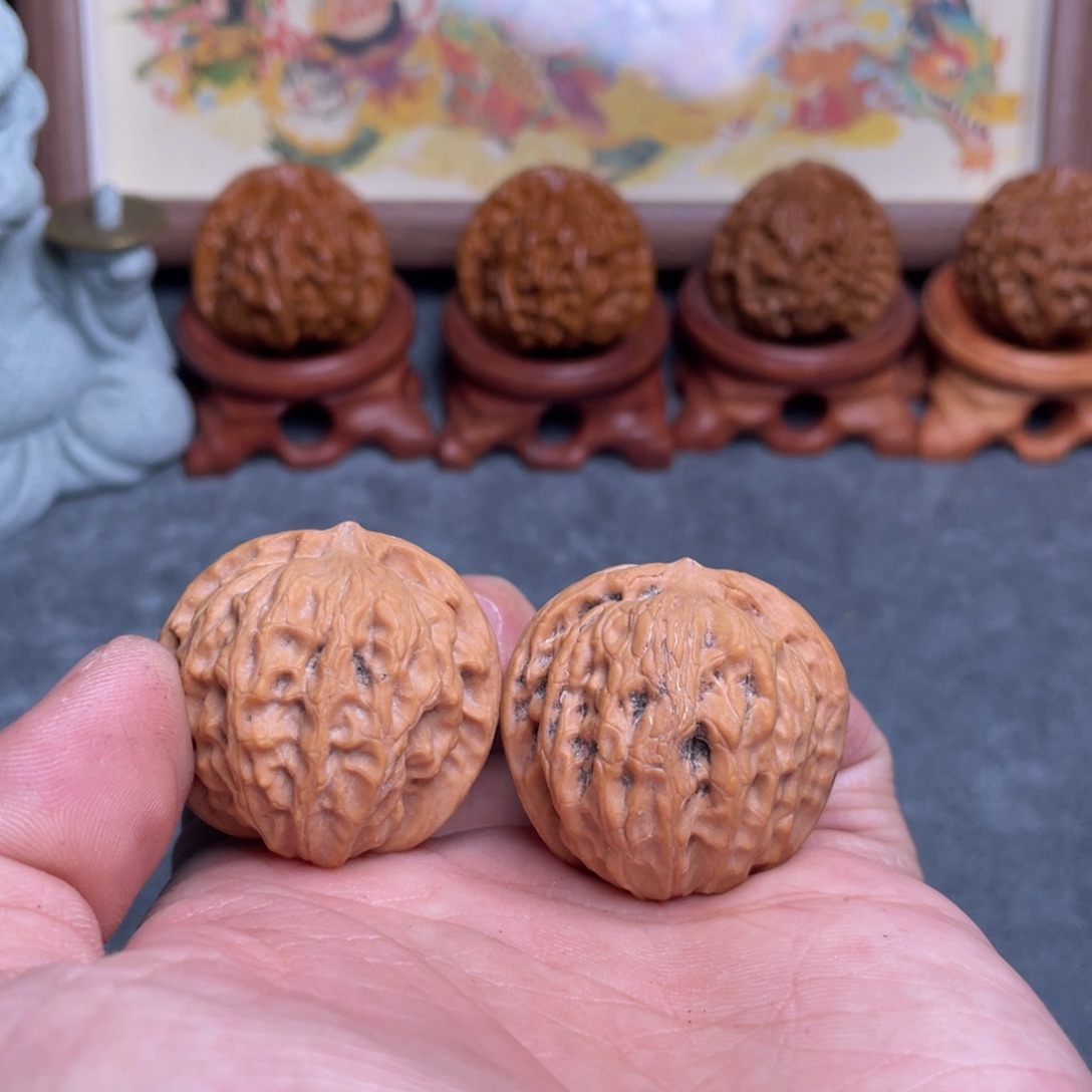 文玩核桃吊坠35全品刘老四狮子头平闷