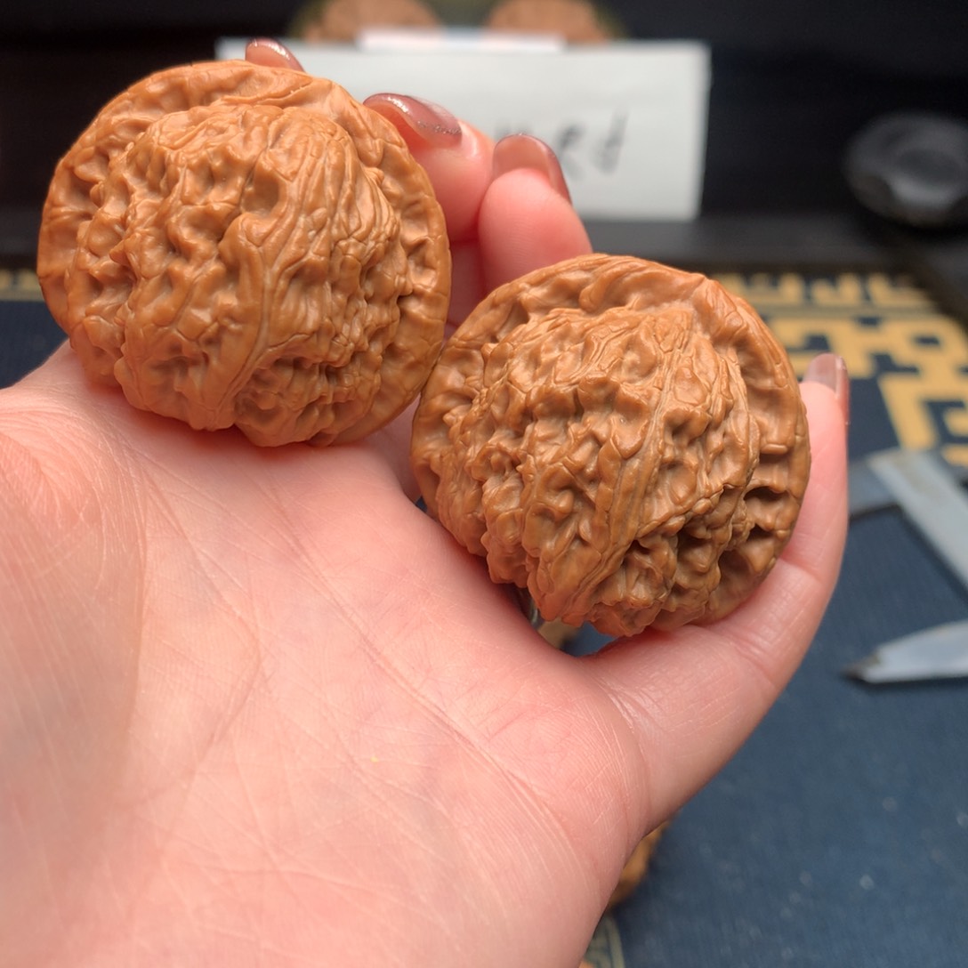 文玩核桃把件风**起三角白