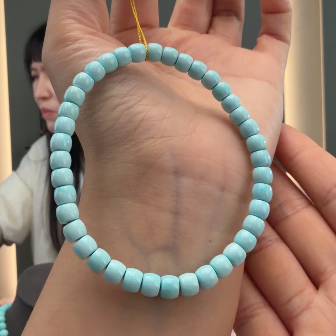 绿松石未镶嵌颈饰