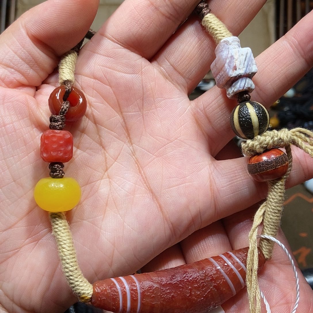 玛瑙/玉髓颈饰未镶嵌