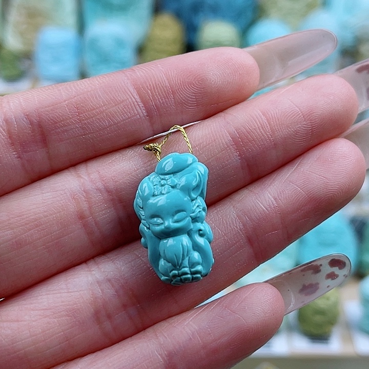 绿松石未镶嵌珠宝奇石