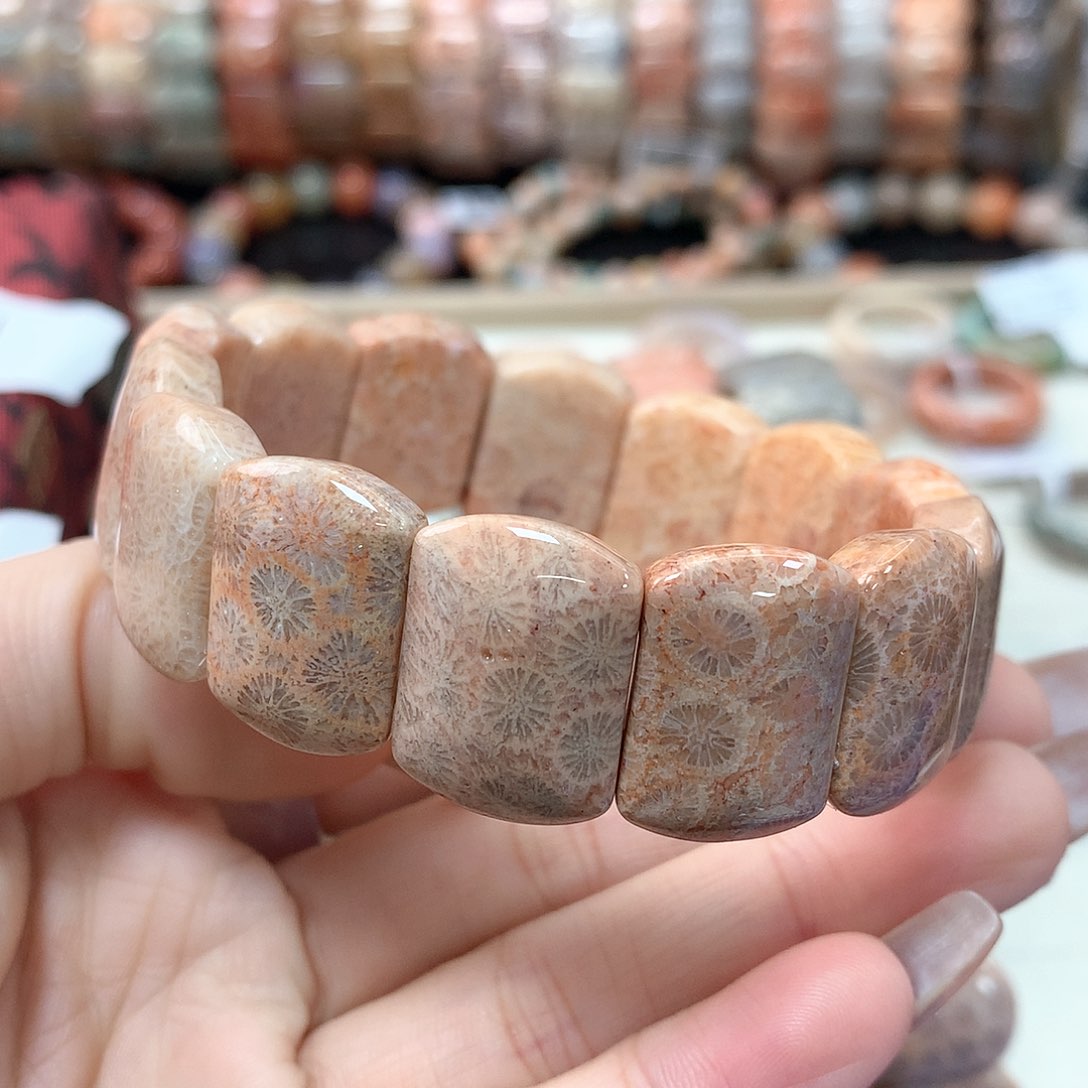 硅化珊瑚（珊瑚玉）手链未镶嵌米*?203