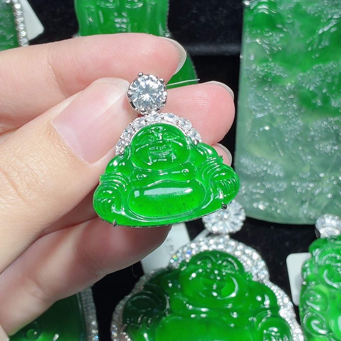 翡翠未镶嵌颈饰天然A货翡翠