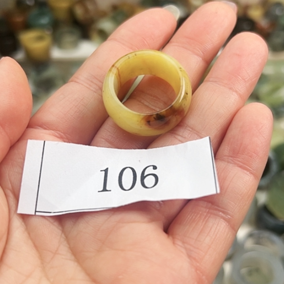【闪购商品】蛇纹石玉戒指未镶嵌英*