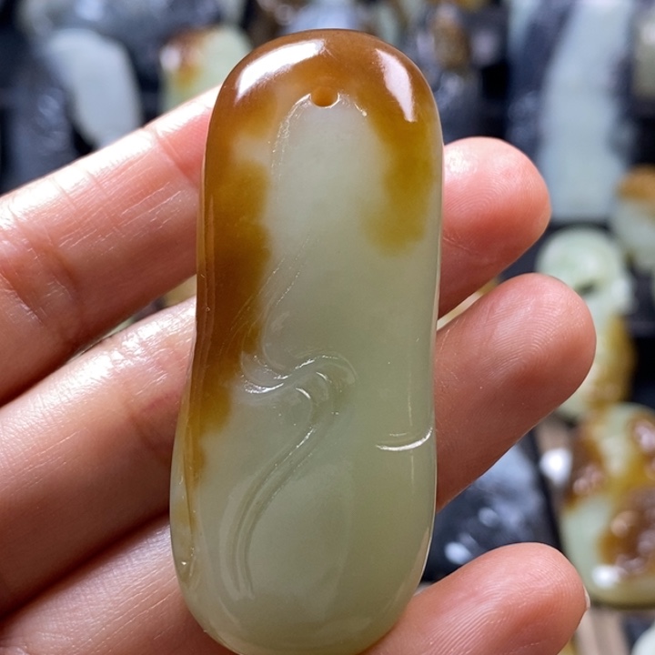 和田玉未镶嵌挂件