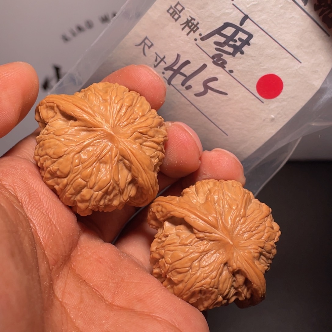 文玩核桃吊坠文玩核桃