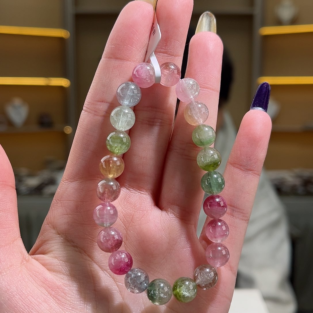 碧玺碧玺8mm（多样性发一件未镶嵌