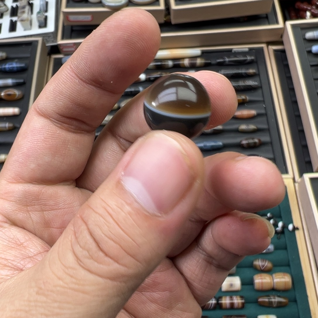 大***先玛瑙/玉髓未镶嵌颈饰