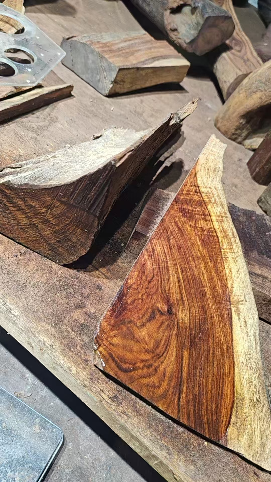 001-海南黄花梨降香黄檀直播间家具一物黄花梨家具海黄一拍