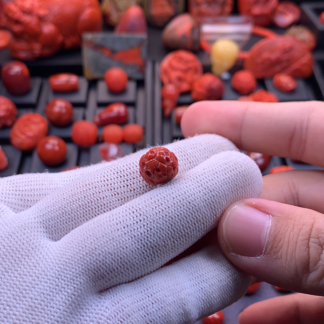 南红玛瑙未镶嵌精工雕刻满色满肉百面骷髅老型单珠12.3mm