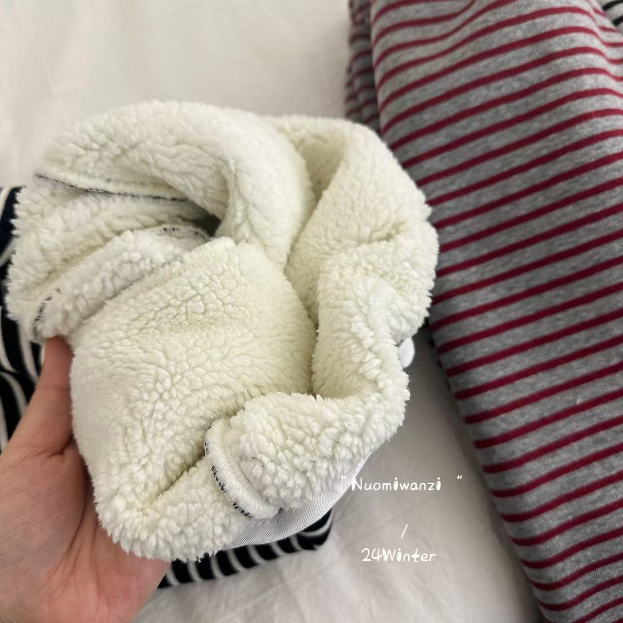 【现货】儿童韩系洋气奢彩棉条纹加绒卫裤（冬款）WZJ-9195