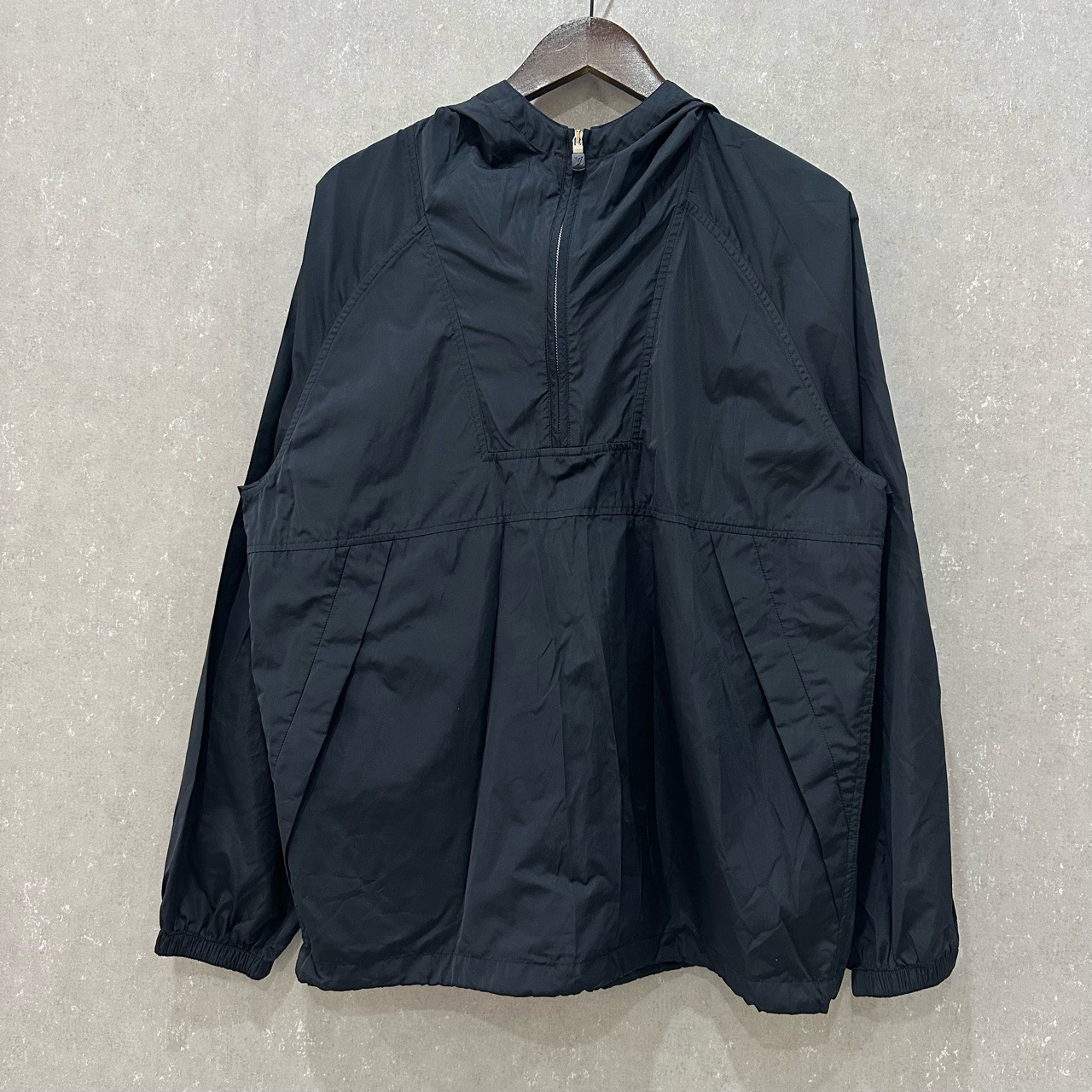 99新 LouisVuitton/路易威登 深蓝色太阳花冲锋衣46码004016