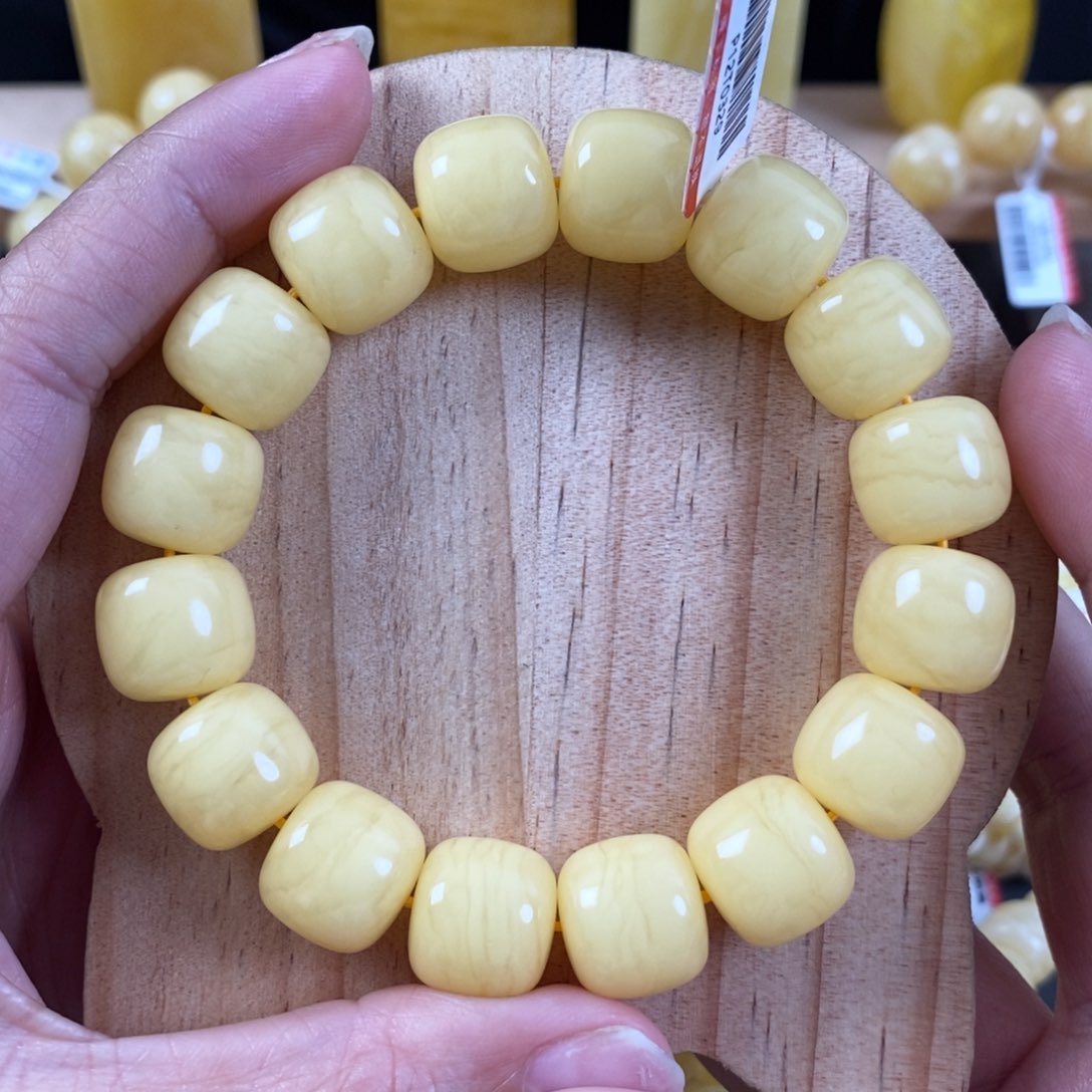 未镶嵌蜜蜡裸石1****8蜜蜡